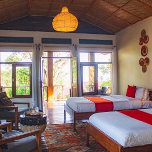 Nkuringo Bwindi Lodge Standa