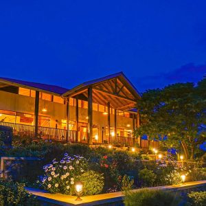 Nkuringo Bwindi Lodge_Aussenansicht