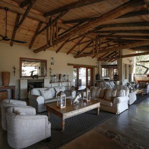 Nottens Bush Camp Lounge