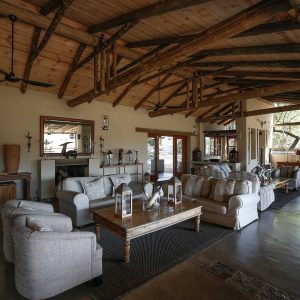 Nottens Bush Camp Lounge