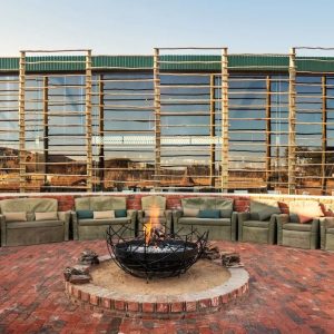 Okonjima Plains Camp, Feuerstelle