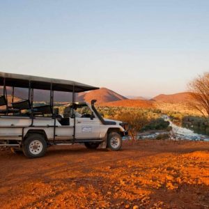 Kultur und Wildnis Safari. Omarunga Epupa Falls Camp Landschaft