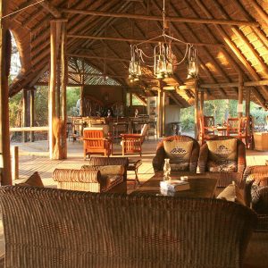 Lounge im Abendlicht