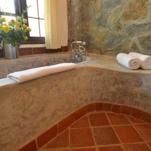 Badewanner, The Farm House