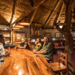 Robins Camp, gemütliche Bar