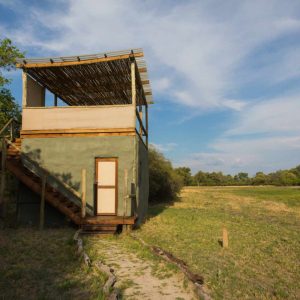 Sango Safari Camp Hide