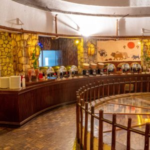 Sarova Salt Lick Lodge, Restaurant