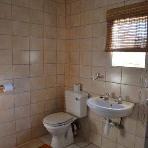 Seeheim Hotel, schlichtes Bad