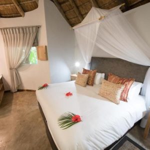 Sefapane Lodge, Rondavels