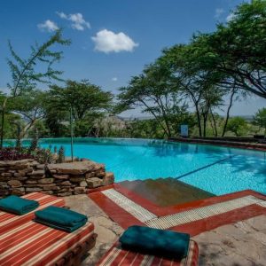 Serengeti Serena Safari Lodge, Pool