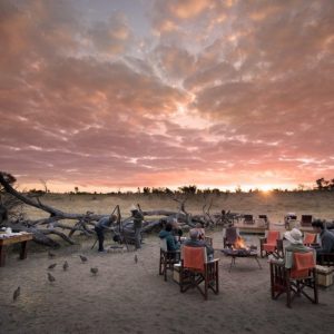 Somalisa Expeditions, gemütliches Lagerfeuer