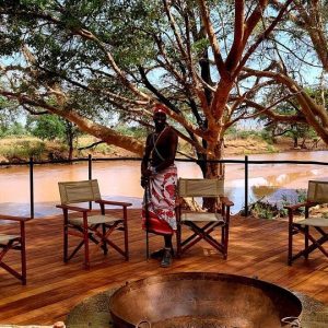 Soroi Larsens Camp, Deck