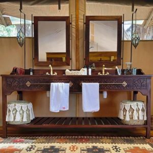 Soroi Larsens Camp_ Badezimmer