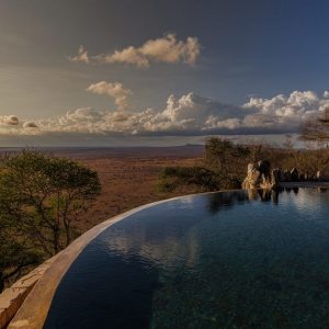 Soroi Lions Bluff Lodge, infinity Pool