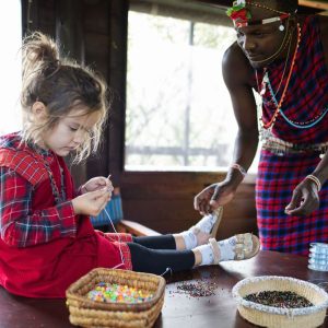 Soroi Migration Camp, Kinder werden liebevoll beschäftigt