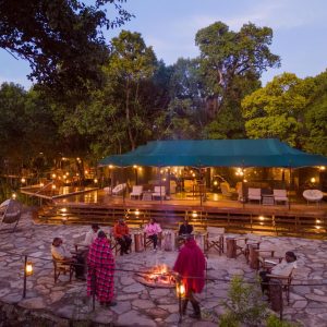 Soroi Migration Camp, Lounge mit Feuerstelle