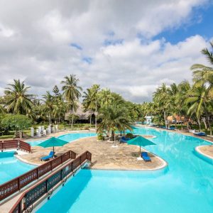 Southern Palms Beach Resort, Poollandschaft