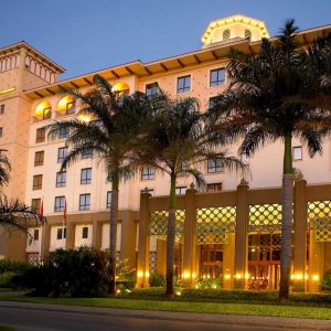 Southern Sun Dar es Salaam Aussenansicht