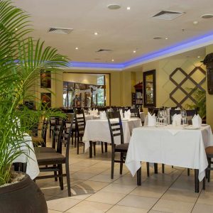 Southern Sun Dar es Salaam Speisen