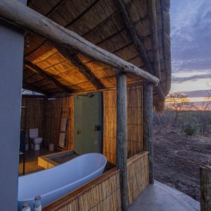 Taita Falcon Lodge, Badezimmer