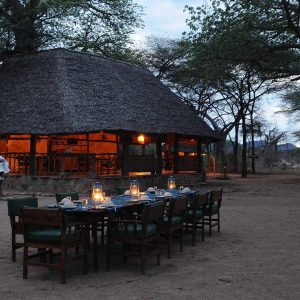 Tandala Tented Camp Mahlzeiten unter Sternen