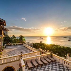 Tembo House Hotel im Abnedlicht