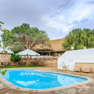 The Elegant Desert Lodge, Pool