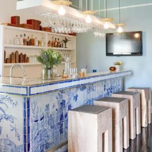 The Robertson Small Hotel, Bar