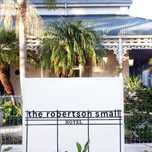 The Robertson Small Hotel, Eingang