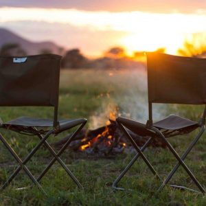 Thorn Tree Camp, abendliches Feuer