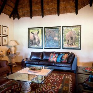Umkumbe Safari Lodge Lounge