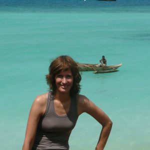 Unguja türkises Wasser