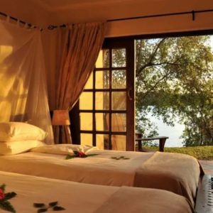 Victoria Falls Waterfront, Zimmer im Abendlicht