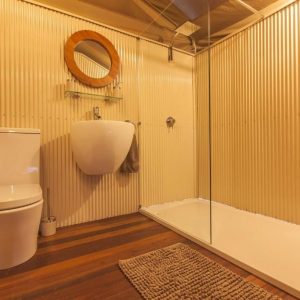 Wildebeest Eco Camp, Bad