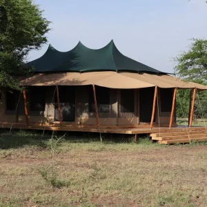 Intowild Camp, Außenansicht